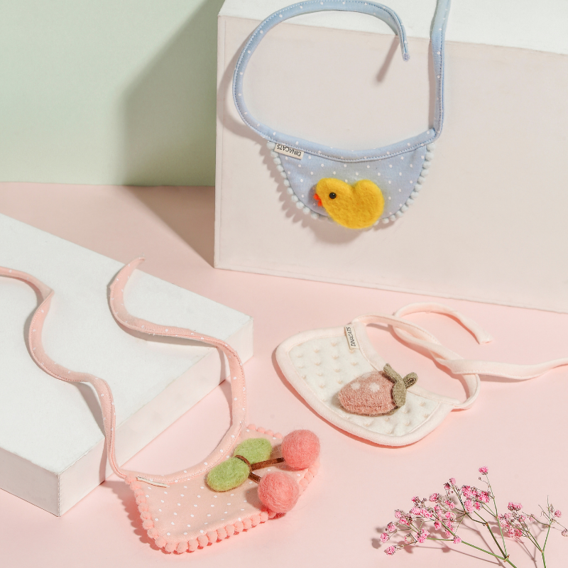 Dina Cats Bib 口水巾小围兜